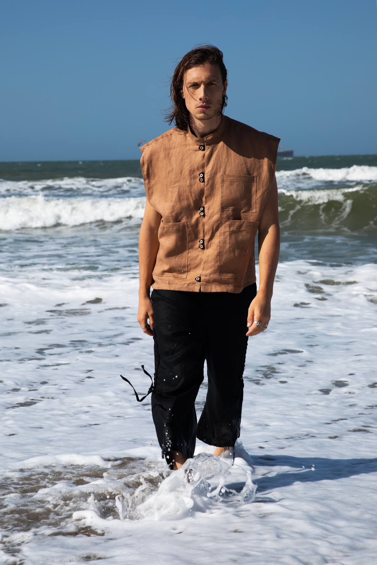 ROBBY VEST